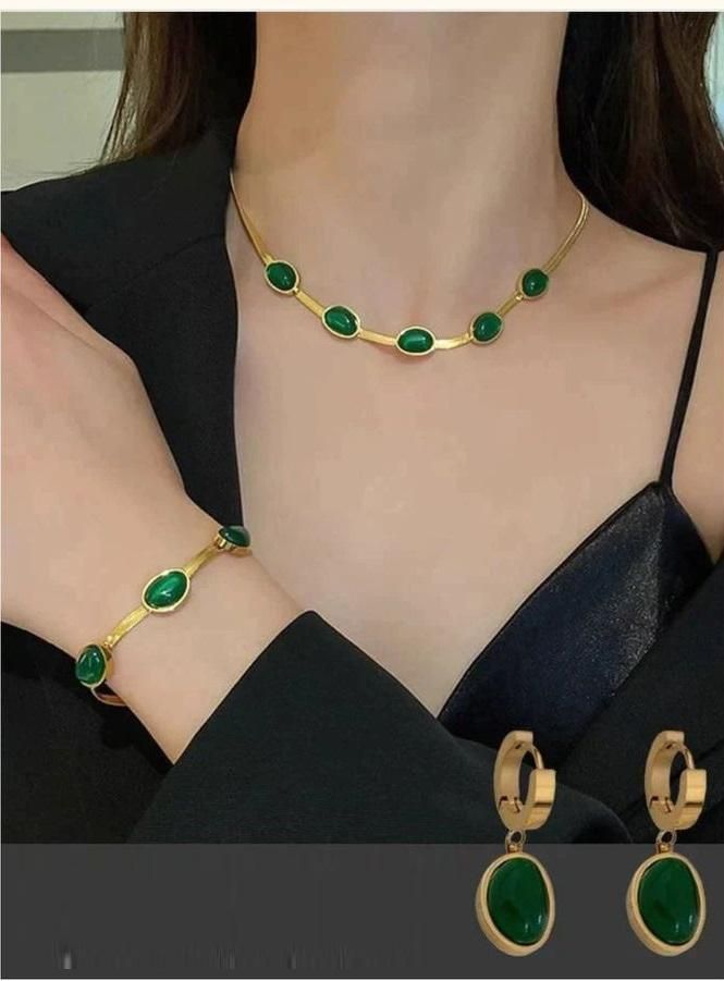 Oval Green Crystal Pendant Necklace & Bracelet Set – Elegant Gold Plated Jewelry for Women